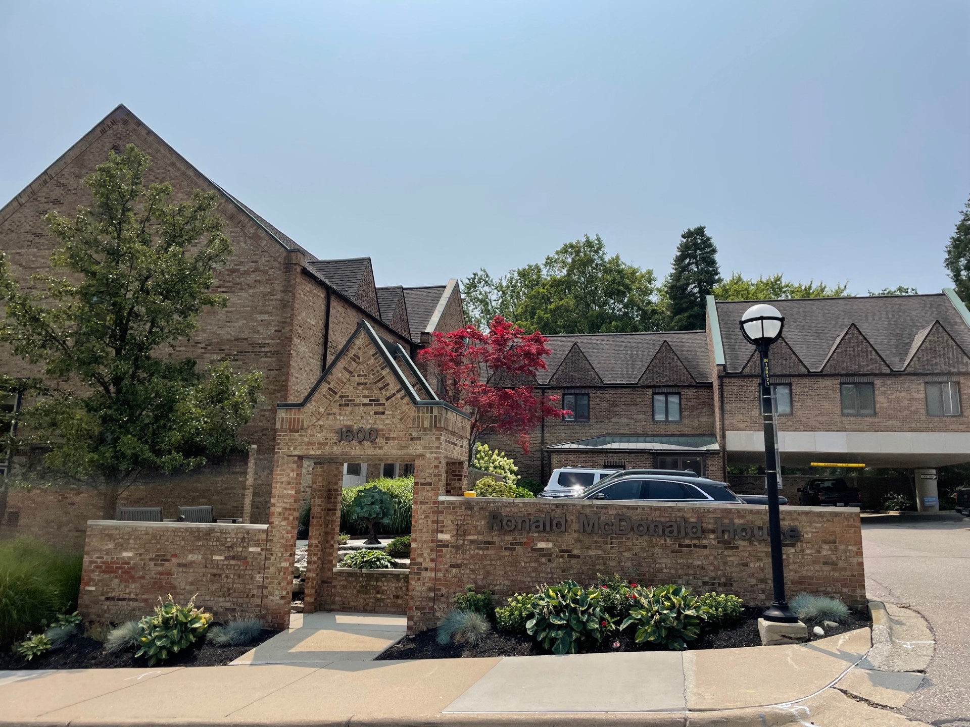 Side view of Ronald McDonald House Ann Arbor